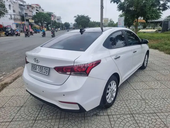 Hyundai Accent 2020 photo 3