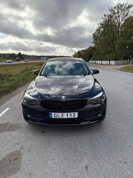 BMW 320D 2017 photo 2