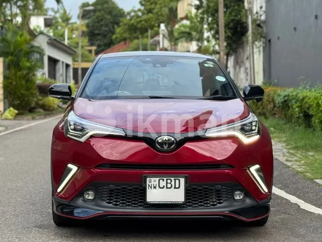 Toyota Chr 2018 photo 2