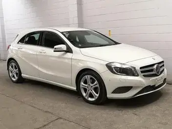 Mercedes-Benz A 180 2014 photo 2