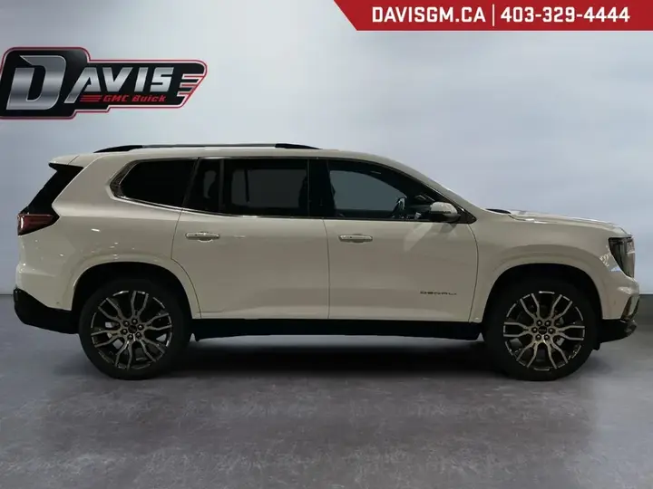 GMC Acadia 2027 photo 4