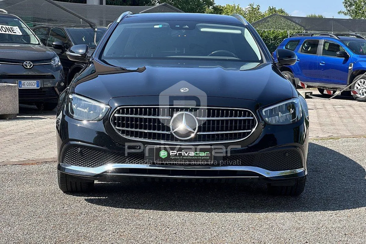Mercedes-Benz E 300 2021 photo 2