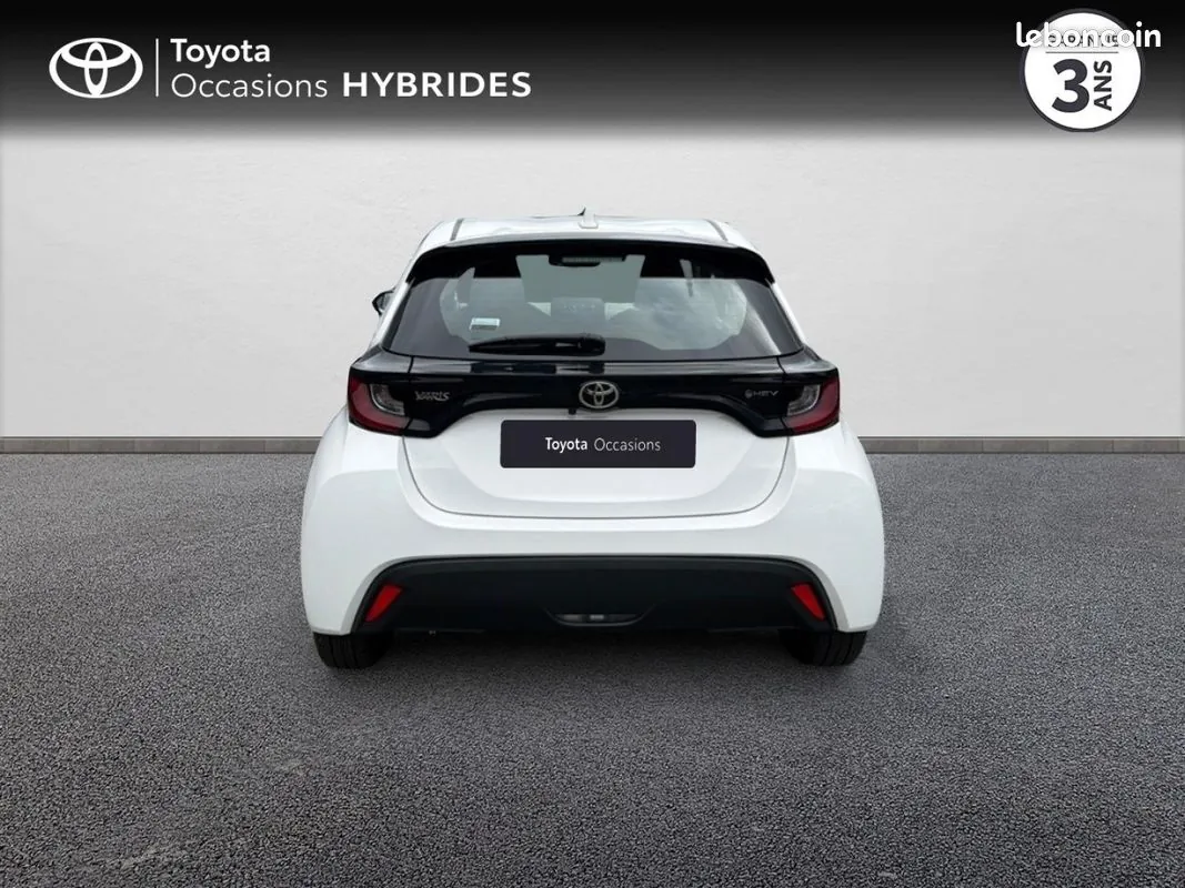 Toyota Yaris 2025 photo 4