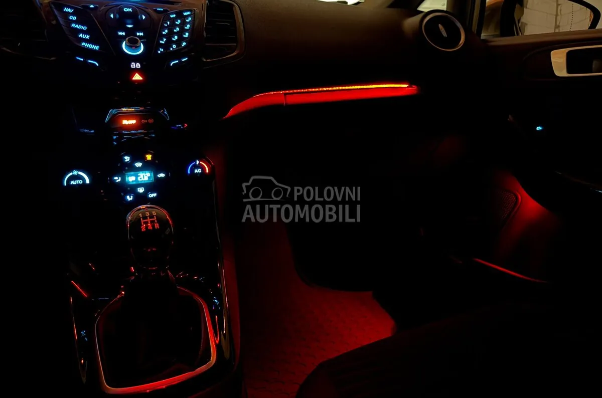 Ford Fiesta 2014 photo 4