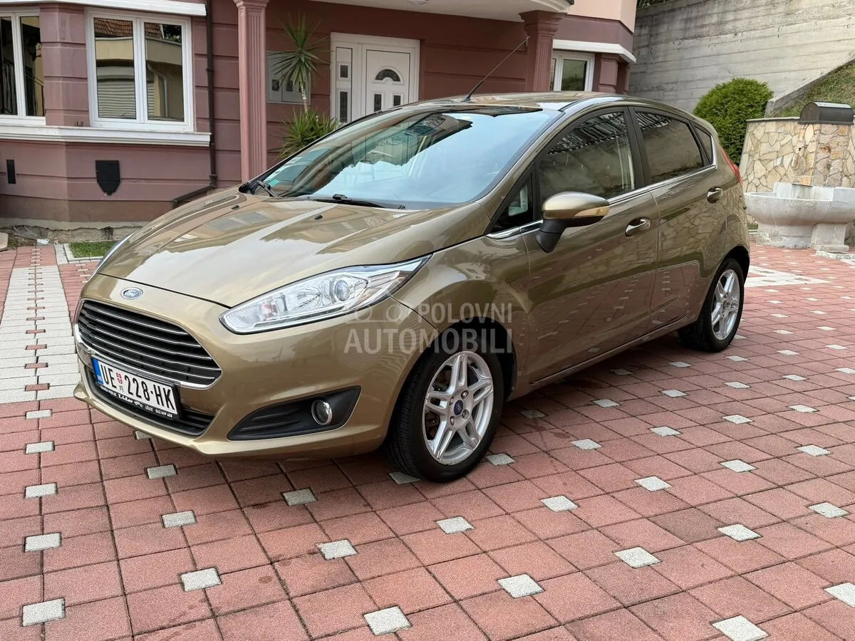 Ford Fiesta 2014 photo 5