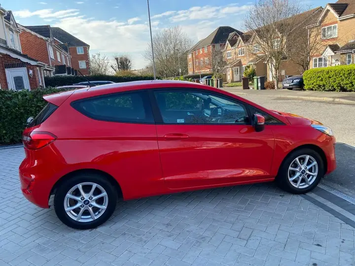 Ford Fiesta 2019 photo 3