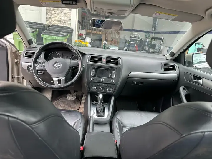 Volkswagen Jetta 2013 photo 4