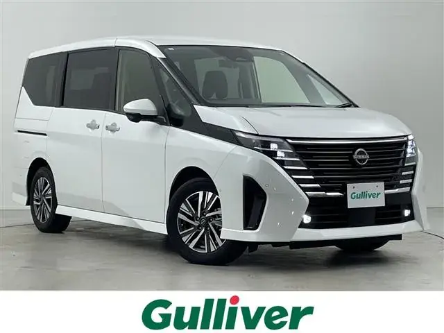 Nissan Serenade