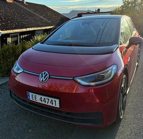 Volkswagen Id.3 2022 photo 2