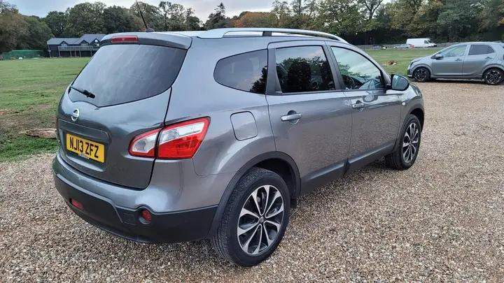 Nissan Qashqai 2013 photo 3