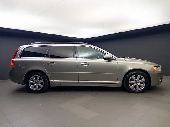 Volvo V70 2014 photo 5