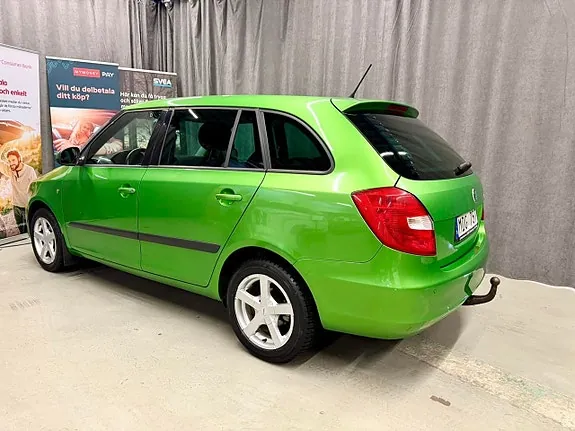 Skoda Fabia 2012 photo 3