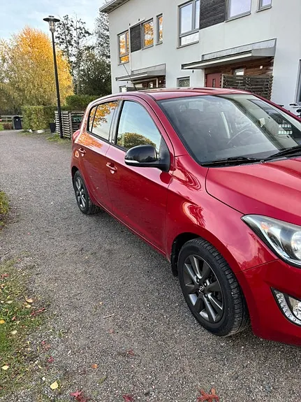 Hyundai I20 2015 photo 2