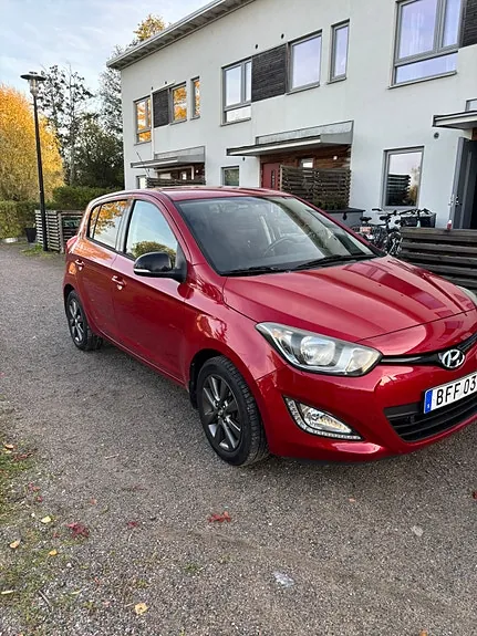 Hyundai I20 2015 photo 3