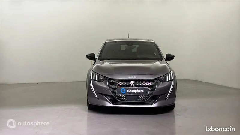 Peugeot 208 2023 photo 2