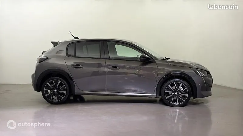 Peugeot 208 2023 photo 4