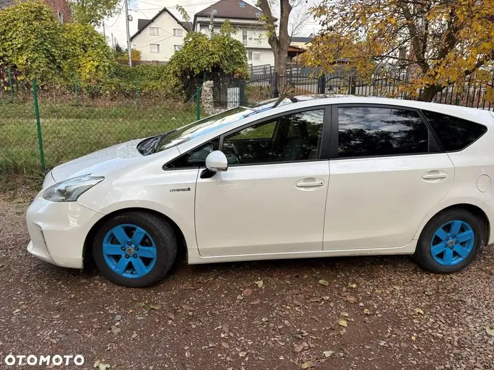 Toyota Prius 2012 photo 2