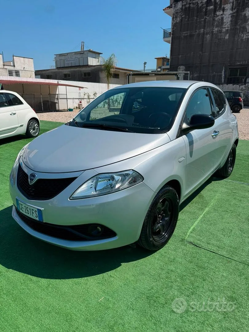 Lancia Ypsilon 2021 photo 3