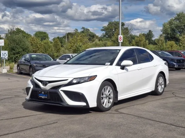 Toyota Camry 2021 photo 2