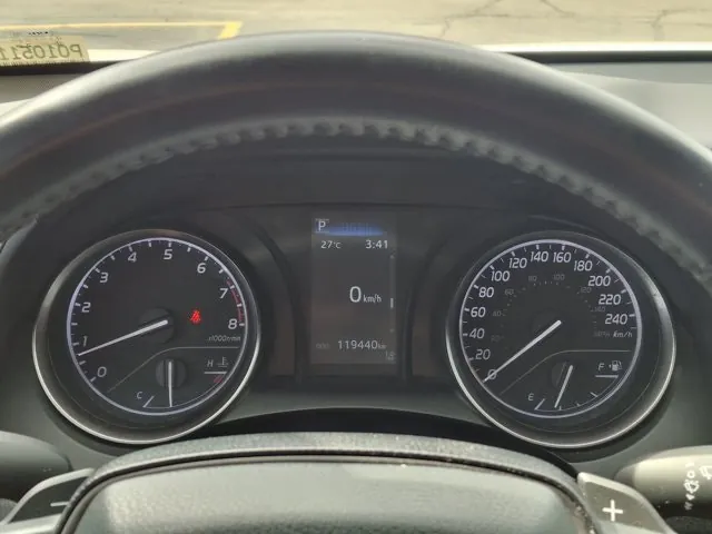 Toyota Camry 2021 photo 4