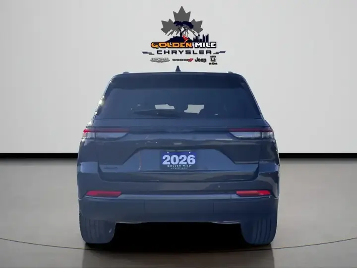 Jeep Grand Cherokee 2026 photo 3