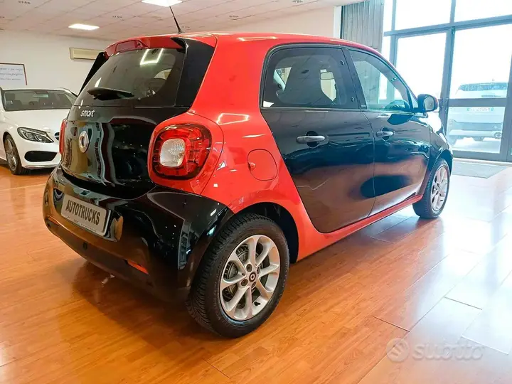 Smart Forfour 2019 photo 5