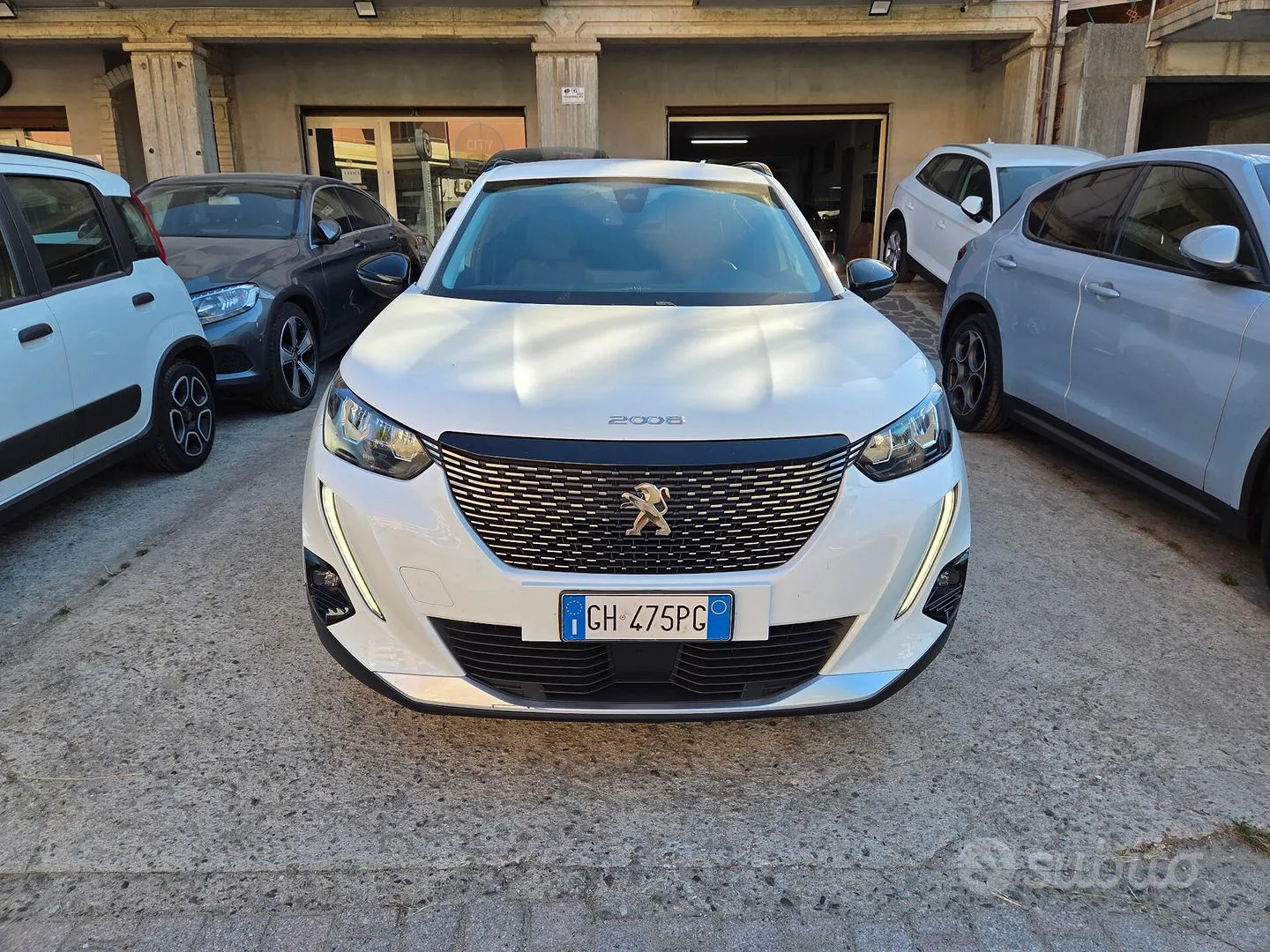 Peugeot 2008 2021 photo 2