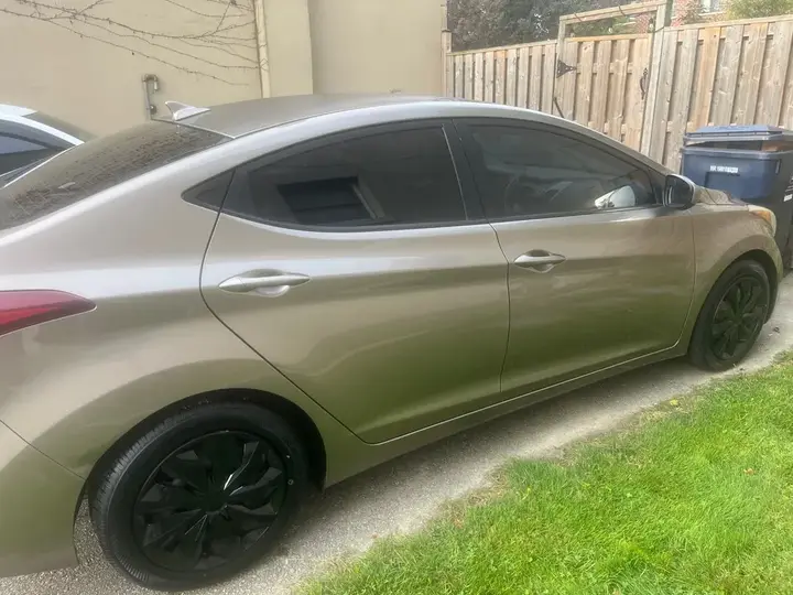 Hyundai Elantra 2015 photo 3