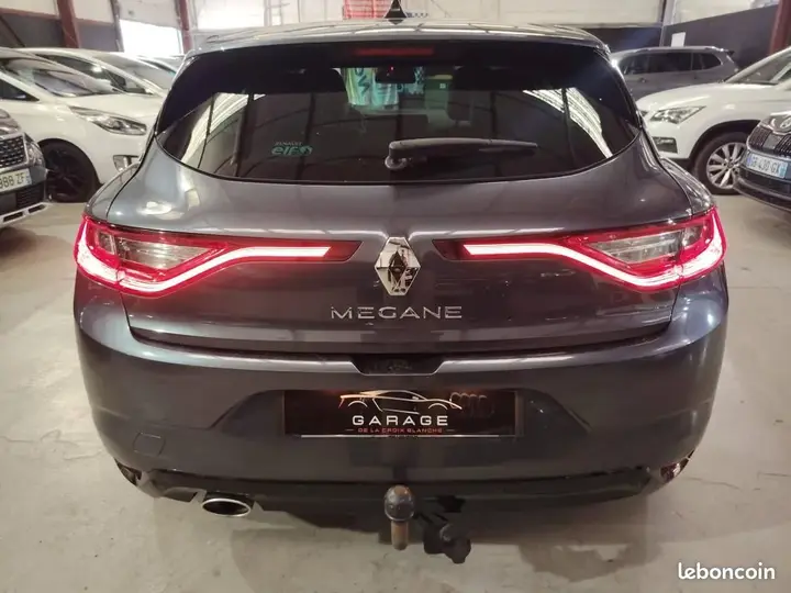 Renault Megane 2018 photo 5