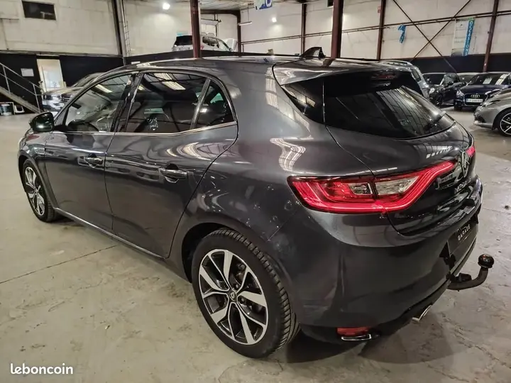 Renault Megane 2018 photo 4