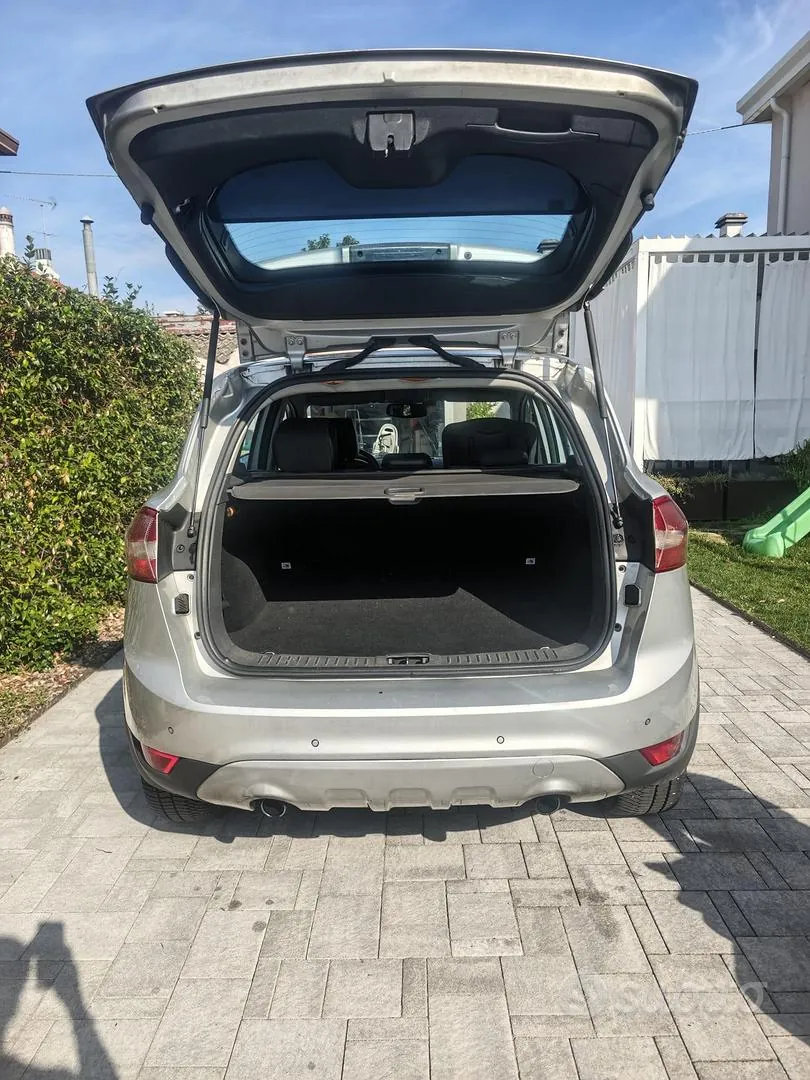 Ford Kuga 2010 photo 5
