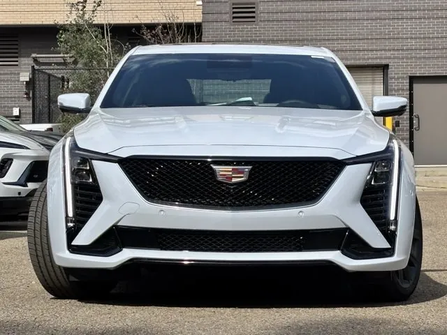 Cadillac Ct5 2026 photo 4