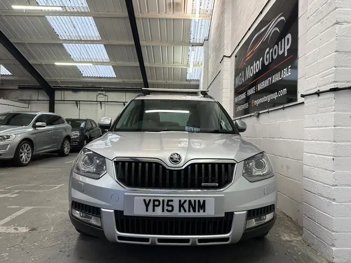 Skoda Yeti 2015 photo 2