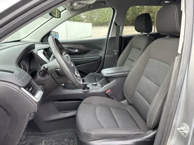 GMC Terrain 2024 photo 3