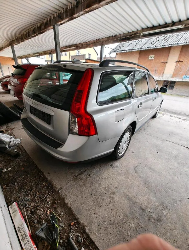 Volvo V50