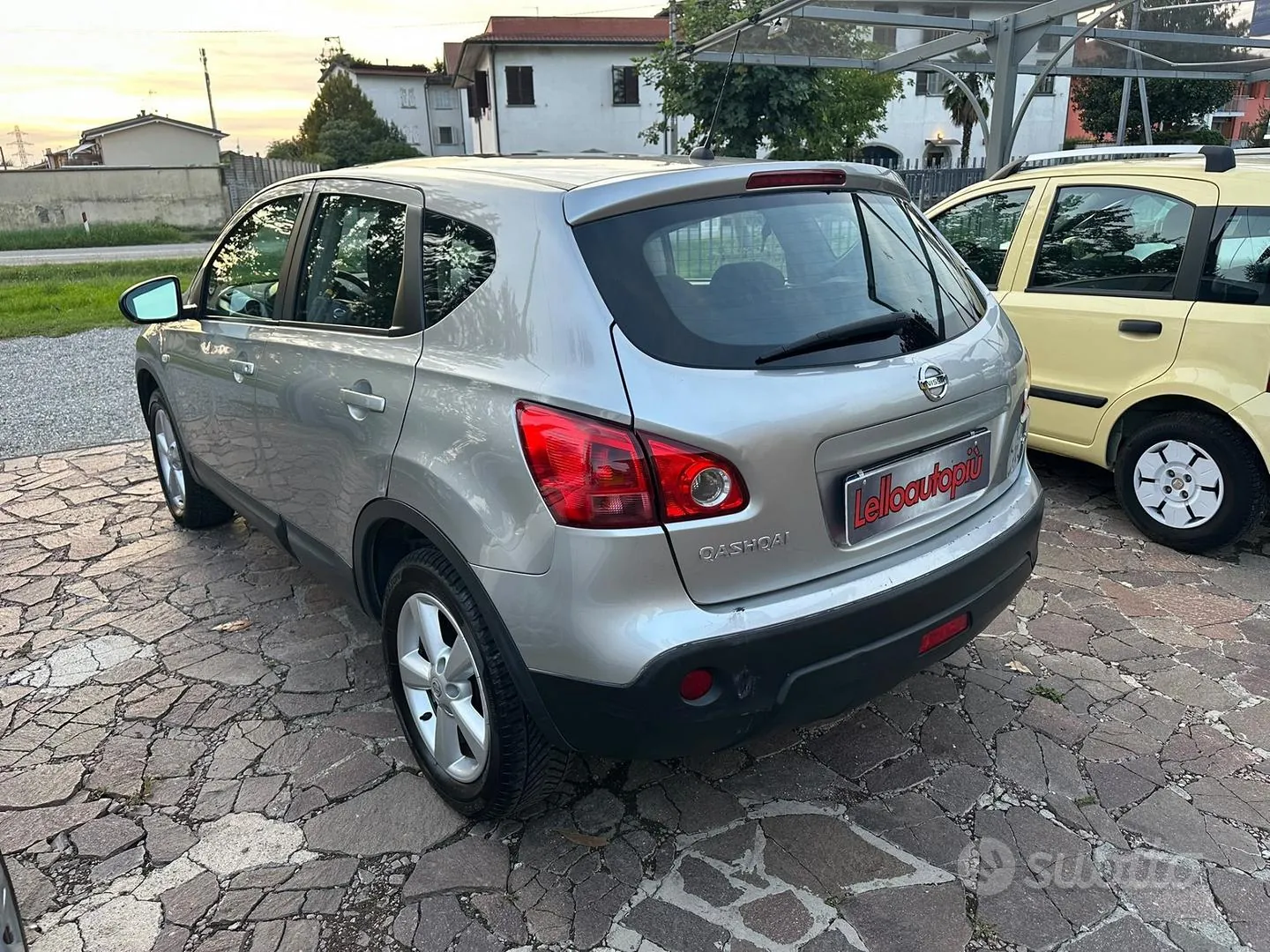Nissan Qashqai 2008 photo 4