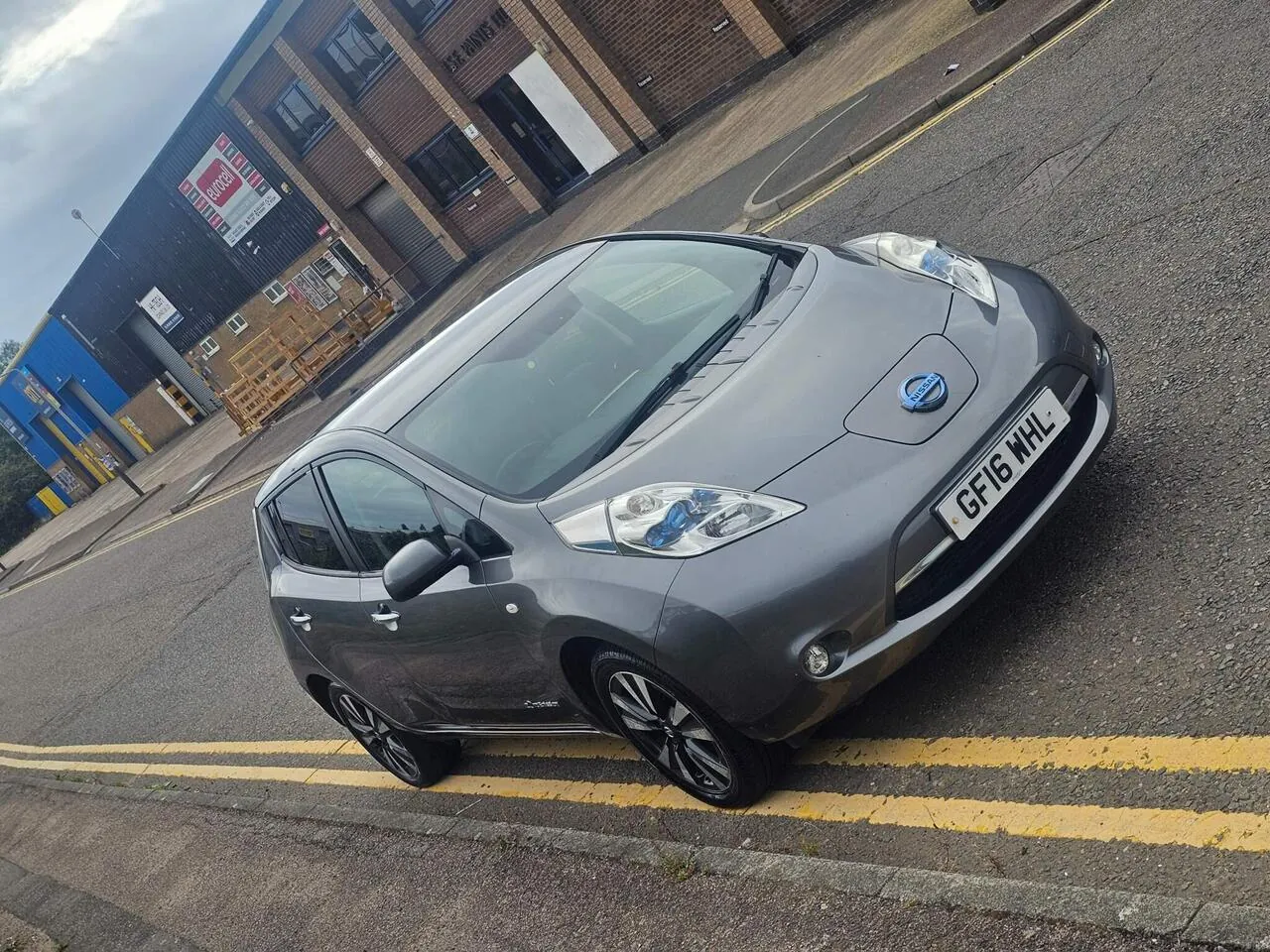 Nissan Leaf 2016 photo 5