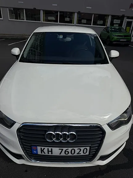 Audi A1 2011 photo 3