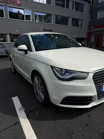 Audi A1 2011 photo 4