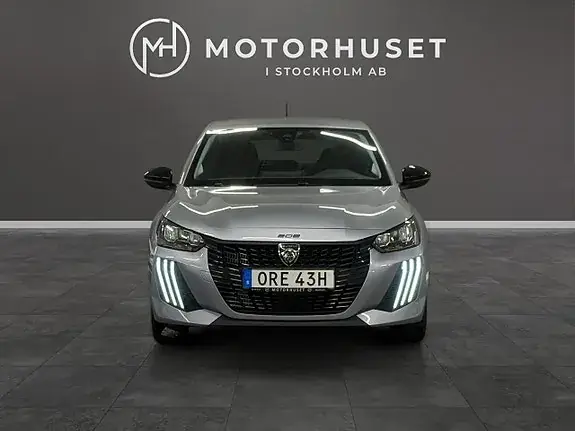 Peugeot 208 2025 photo 2