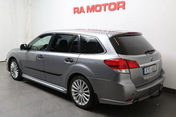 Subaru Legacy 2010 photo 4