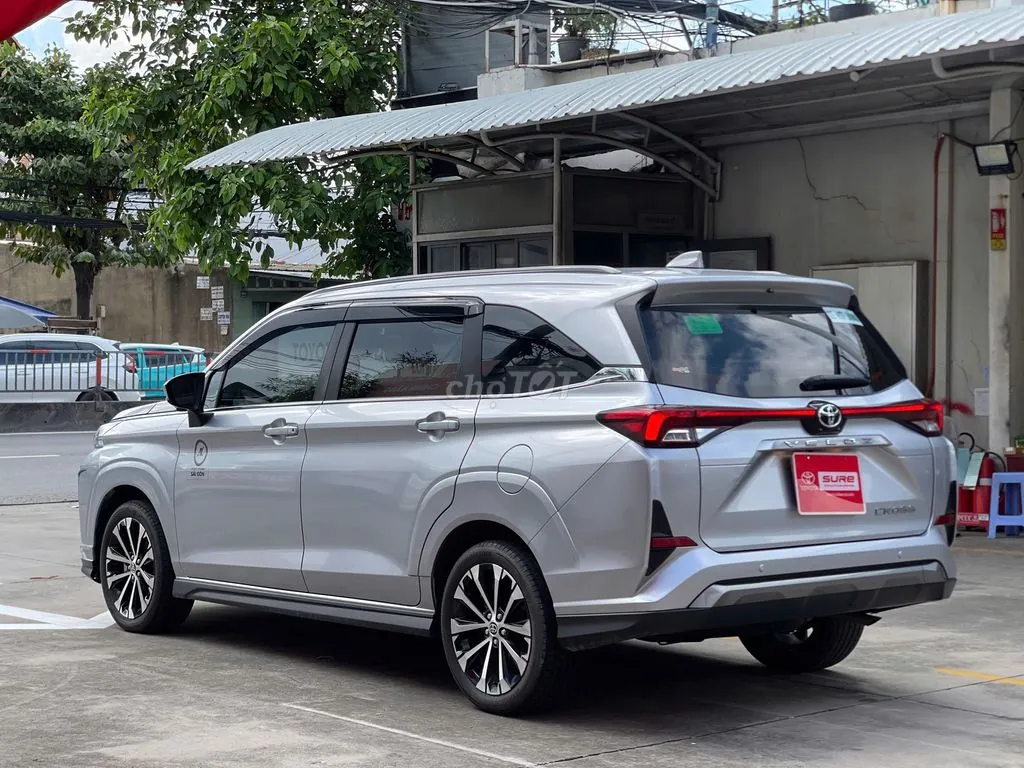 Toyota Veloz Cross 2025 photo 4