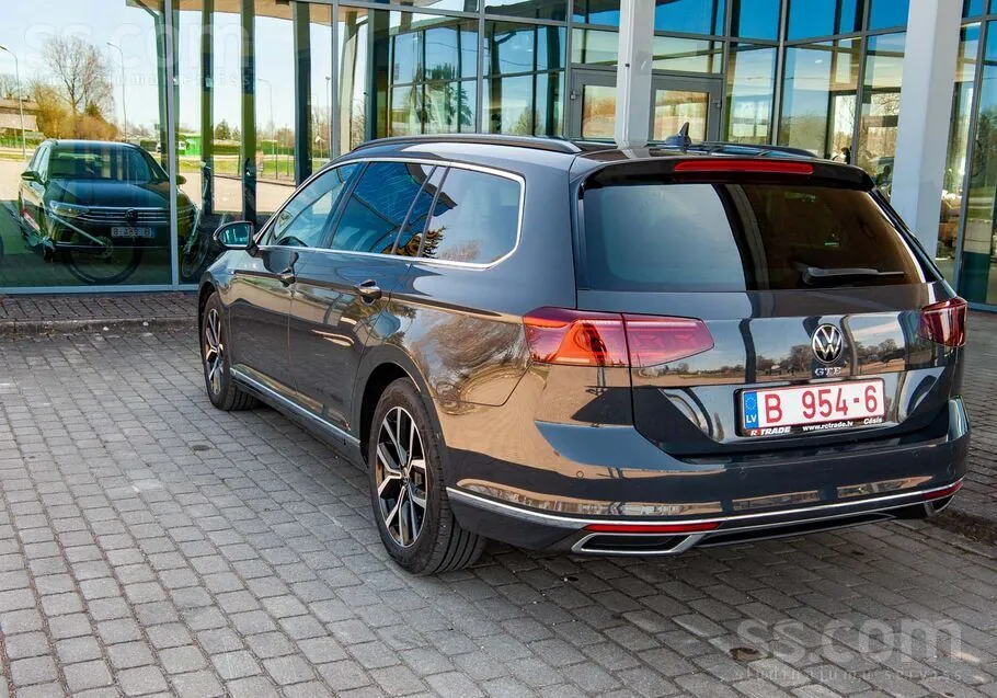Volkswagen Passat 2021 photo 4