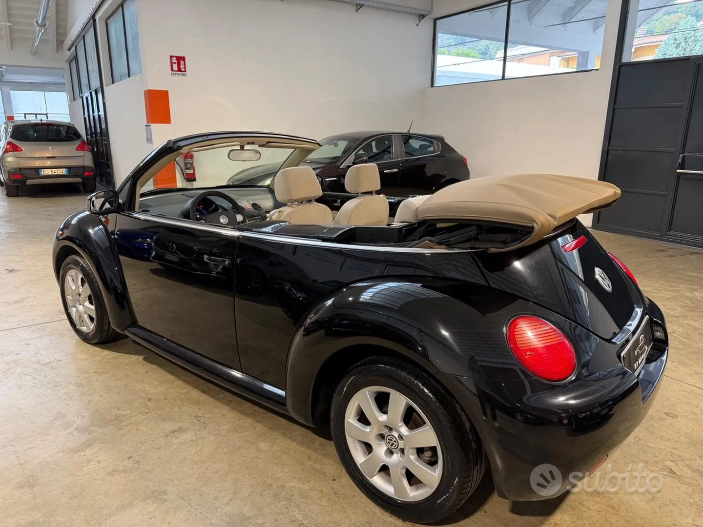 Volkswagen New Beetle 2005 photo 5