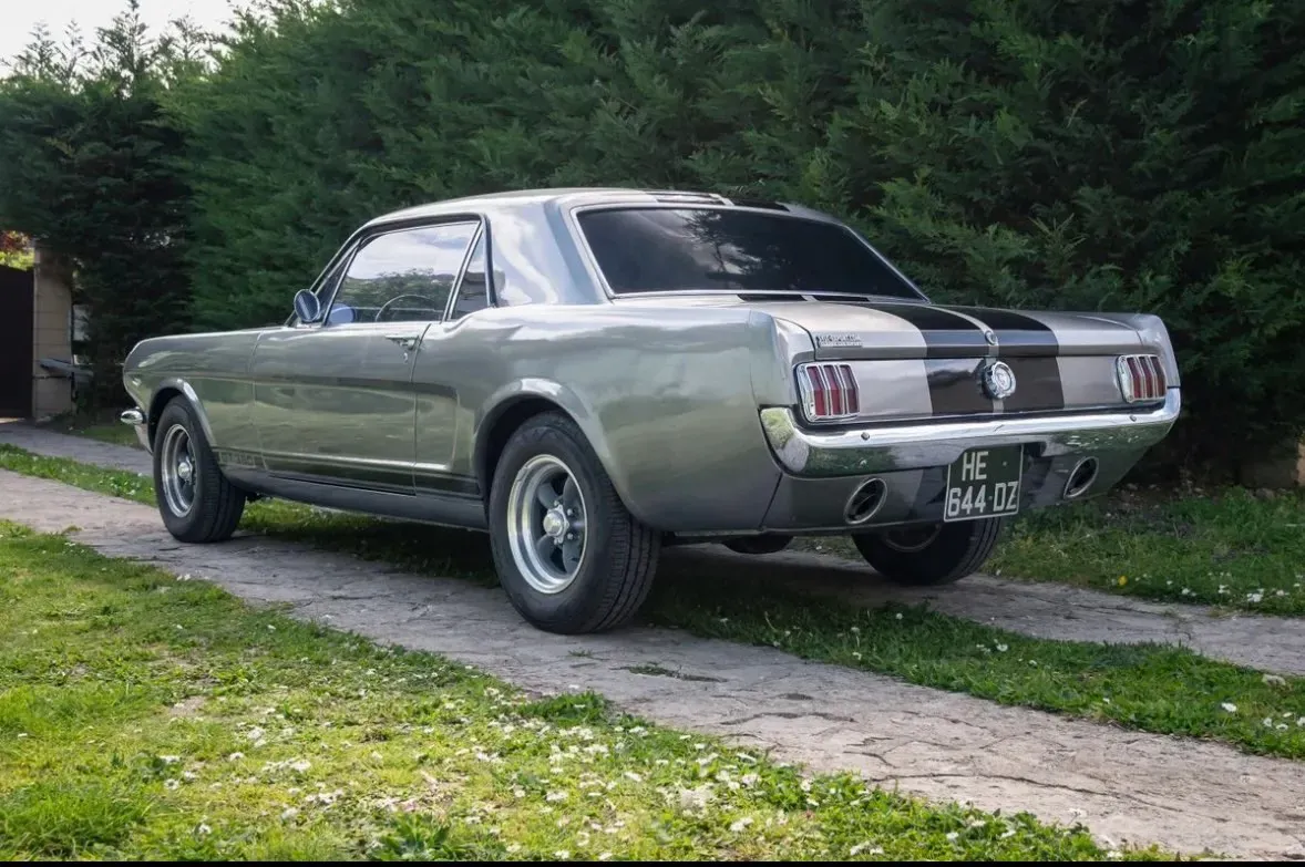 Ford Mustang 1965 photo 2
