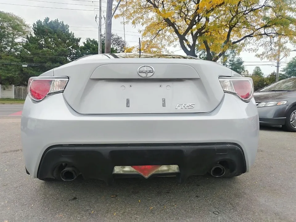 Scion Fr-S 2013 photo 5