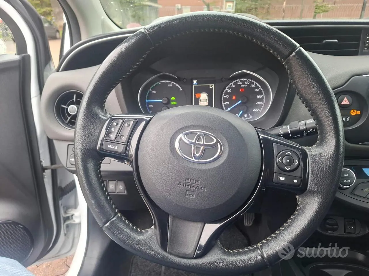 Toyota Yaris 2018 photo 5