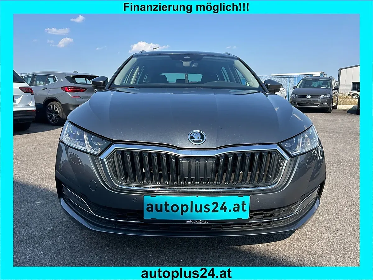 Skoda Octavia 2023 photo 2