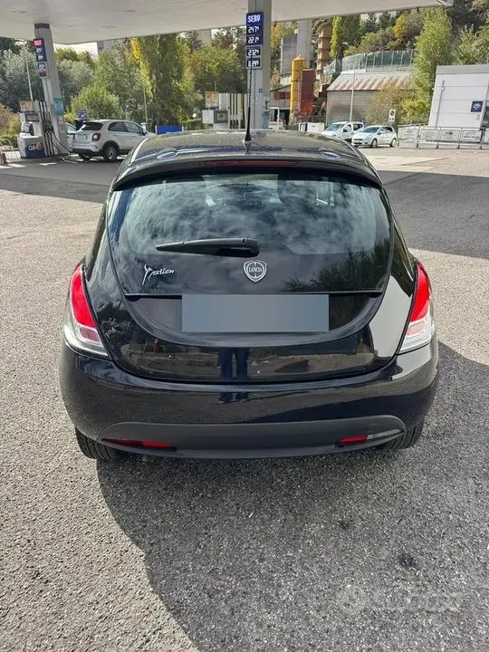 Lancia Ypsilon 2012 photo 3