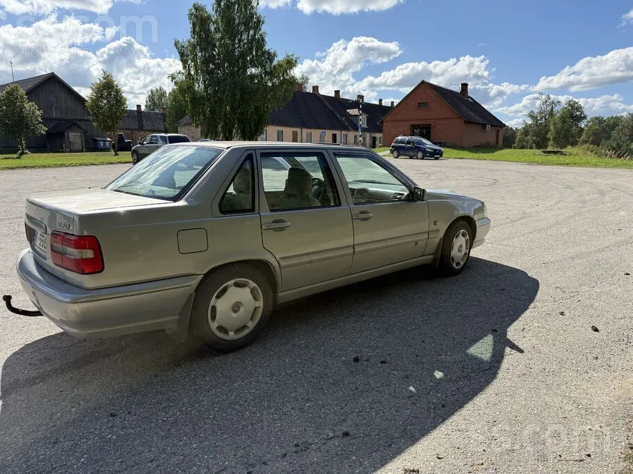 Volvo S70 1998 photo 2